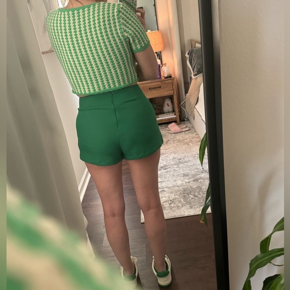 St Patrick’s / Mardi Gras Green Women's Skort - Picture 8 of 9